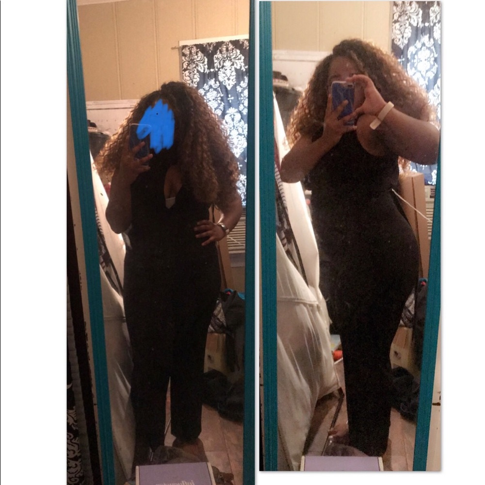 Black halter jumpsuit - Picture 5 of 5